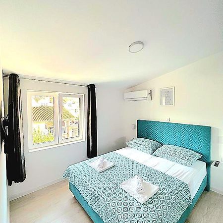 Smile4U Apartment Kastela Bagian luar foto